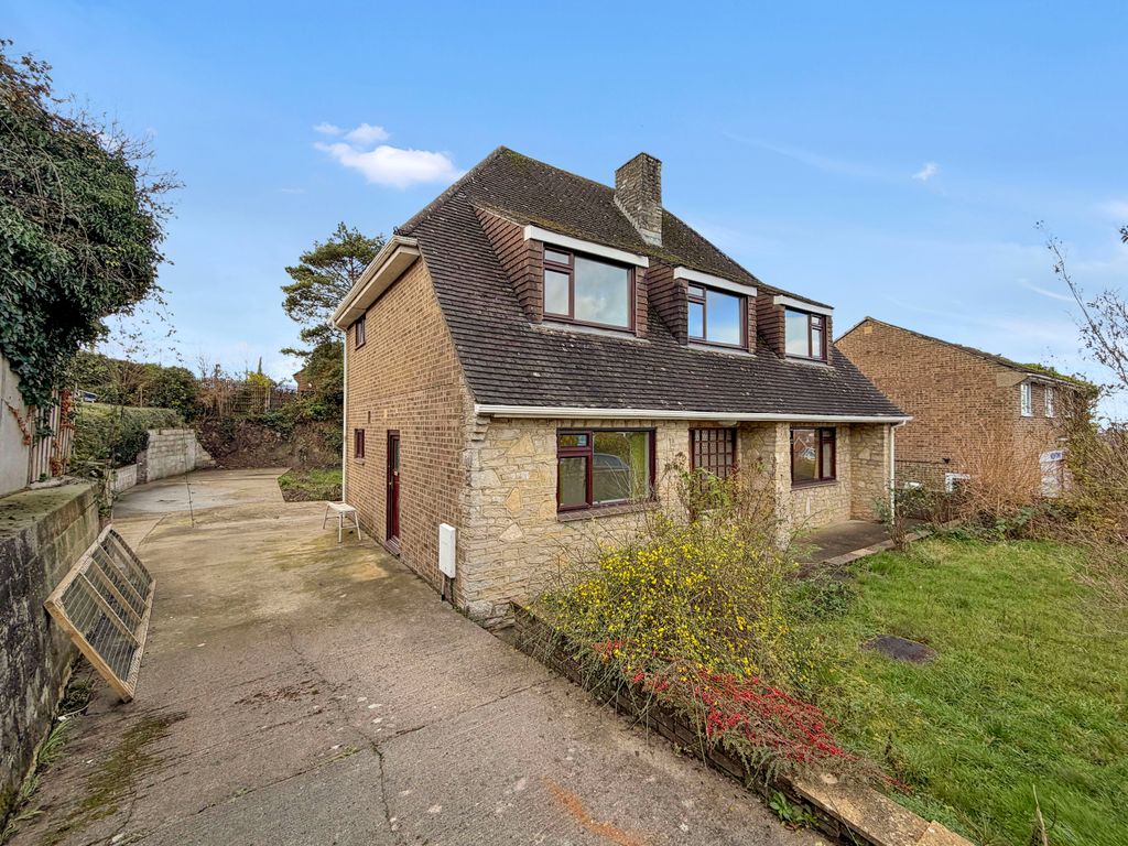 4 bed detached house for saleNewtown, Westbury BA13