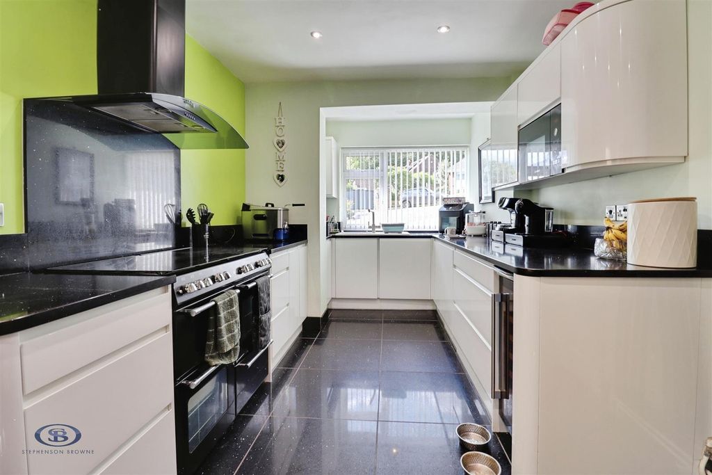 Additional image 2 of 4 bed detached house for saleHillwood Road, Madeley Heath, Crewe CW3