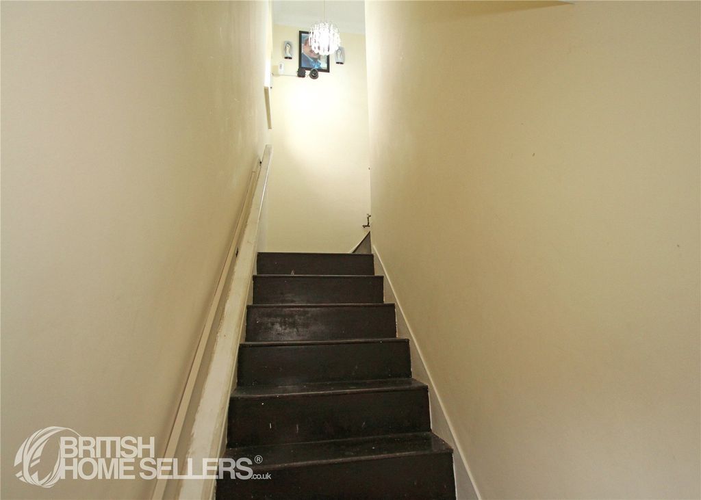 Additional image 4 of 2 bed flat for salePhilip Street, Stoke-On-Trent, Staffordshire ST4