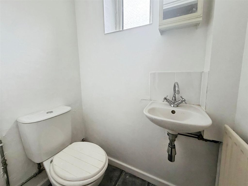 Additional image 7 of 3 bed end terrace house for saleUnderwood Road, Newcastle ST5