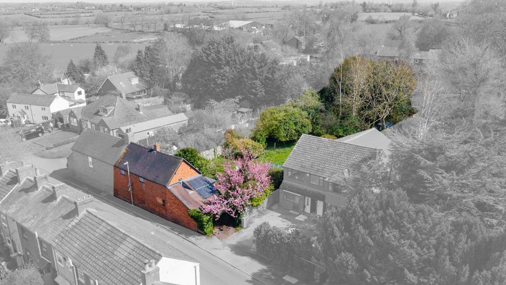 Additional image 7 of 3 bed cottage for sale2A Church Street, Clifton Upon Dunsmore CV23