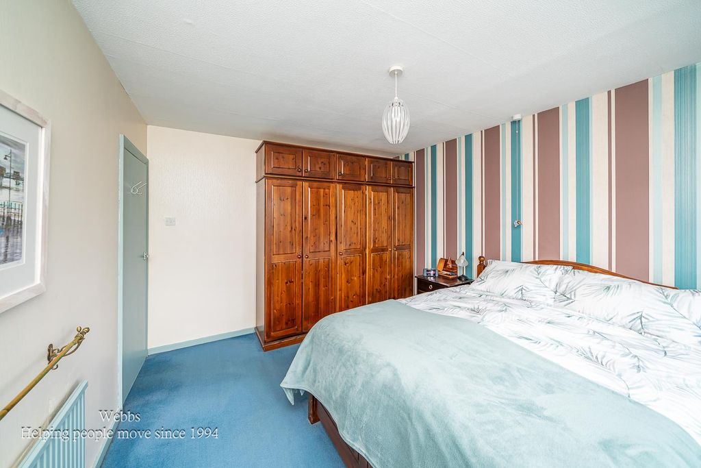 Additional image 17 of 4 bed semi-detached house for saleBirmingham Road, Shenstone, Lichfield WS14