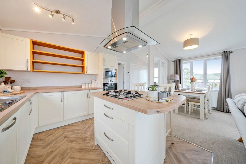 Additional image 8 of 2 bed mobile/park home for saleThe Park, Ranksborough Hall Park, Langham, Oakham, Rutland LE15