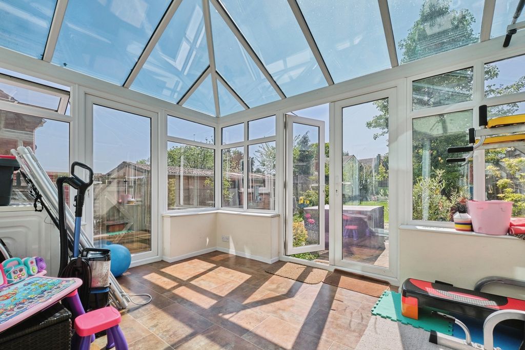 Additional image 6 of 3 bed semi-detached house for saleDimbles Hill, Lichfield, Staffordshire WS13