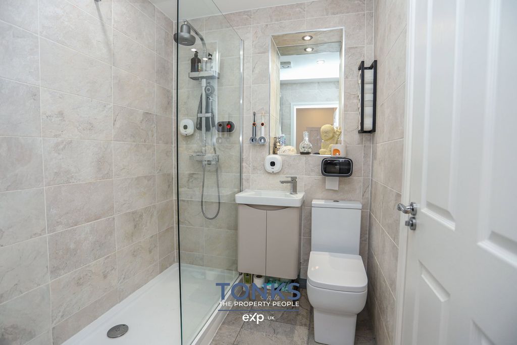Additional image 17 of 2 bed flat for saleBaggeridge House, Roadstone Drive, Dudley, West Midlands DY3