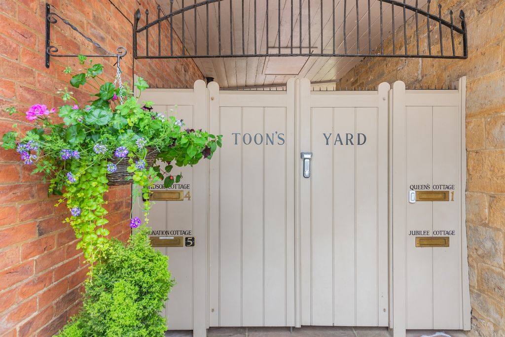 Additional image 9 of 2 bed cottage for saleToons Yard, Uppingham, Oakham LE15