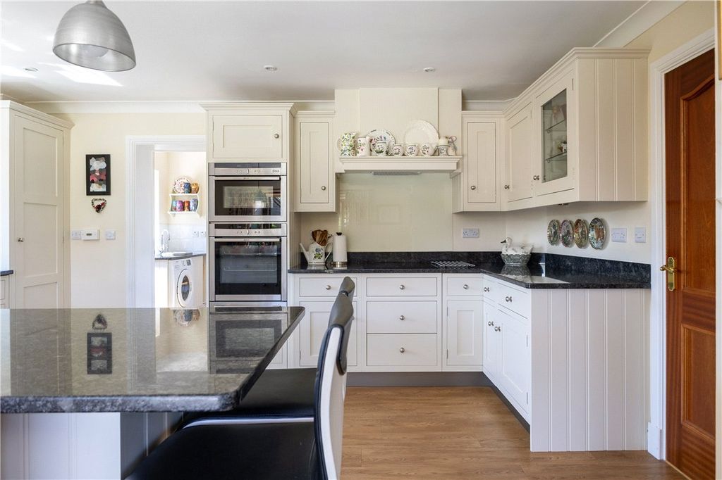 Additional image 8 of 5 bed detached house for saleGrafton Place, East Grafton, Marlborough, Wiltshire SN8