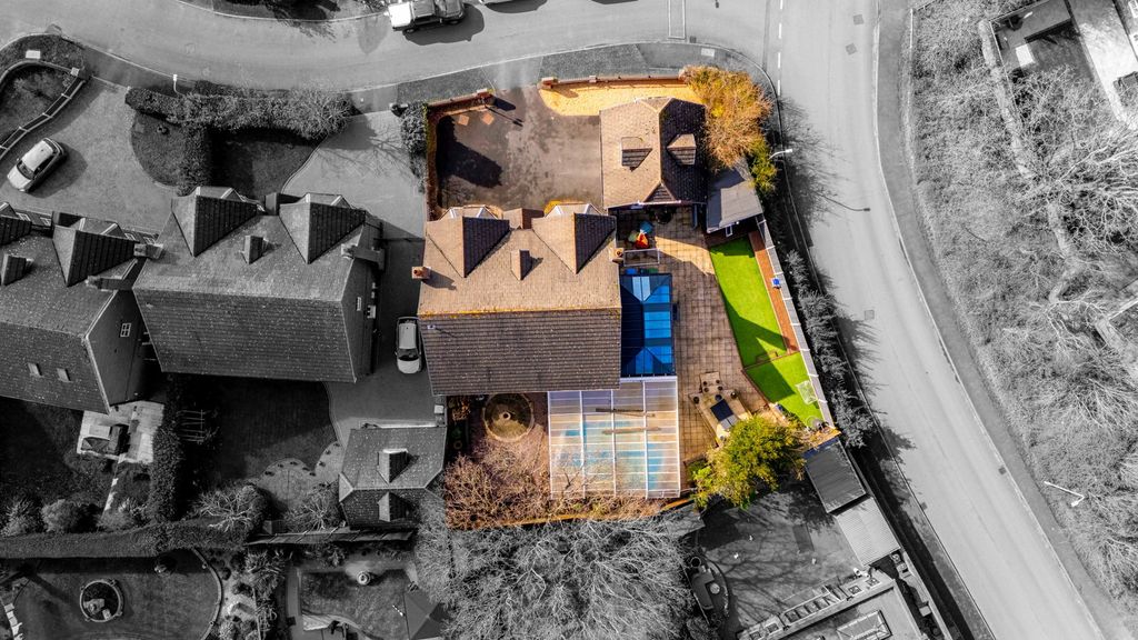 Additional image 34 of 5 bed detached house for saleWallace Court, Cheslyn Hay, Walsall WS6