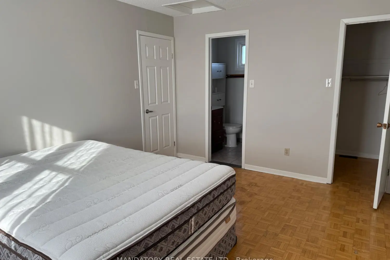 Additional image 4 of 4028 Longo Circle