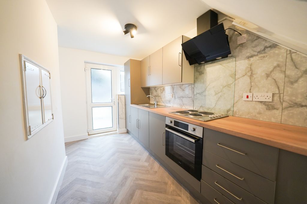 Additional image 4 of 3 bed terraced house for saleRuncorn Road, Leicester, Leicestershire LE2