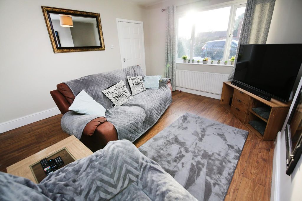 Additional image 4 of 3 bed semi-detached house for salePrincess Road, Uttoxeter ST14