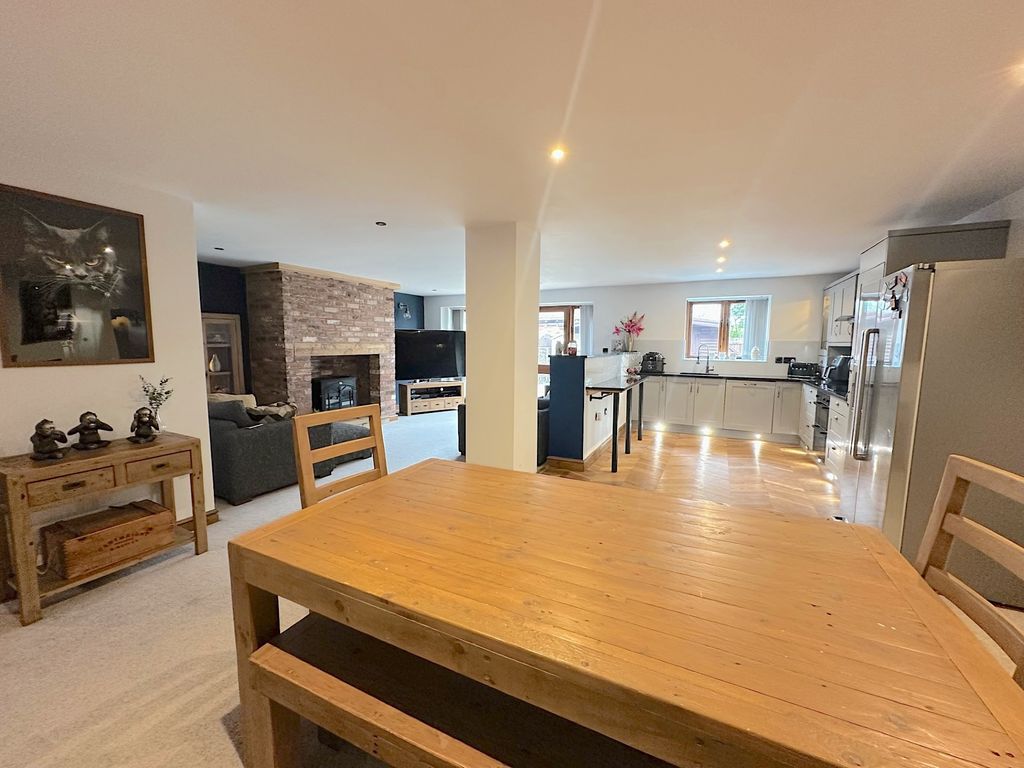 Additional image 9 of 3 bed barn conversion for saleManor Farm Barns, Essington, Wolverhampton WV11