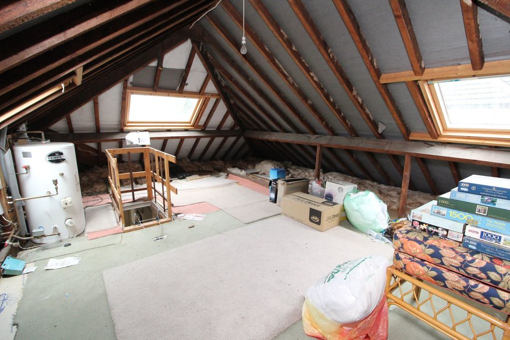 Additional image 14 of 3 bed detached bungalow for saleLittle Glen Road, Glen Parva, Leicester LE2