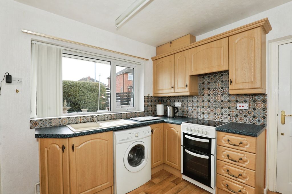 Additional image 6 of 2 bed bungalow for saleCourtway Drive, Sneyd Green, Stoke-On-Trent ST1
