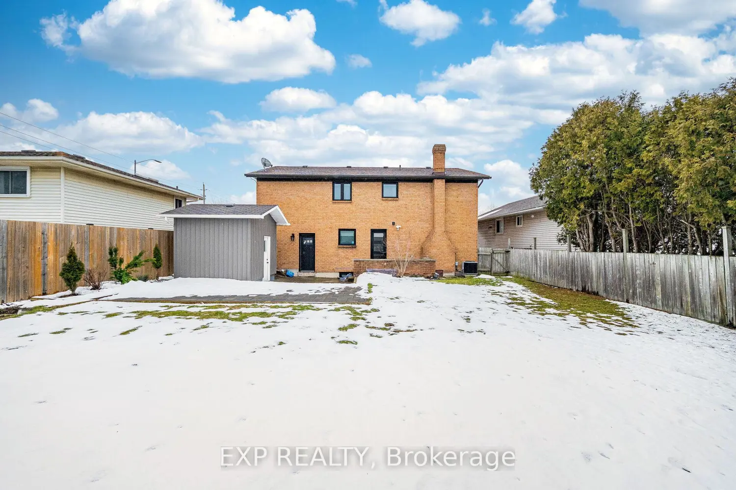 Additional image 20 of 7623 Chorozy Street