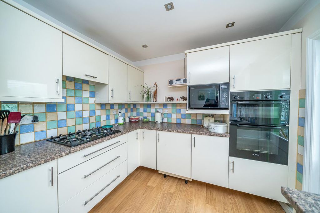 Additional image 6 of 2 bed detached bungalow for saleBroad Lane, Essington, Wolverhampton WV11