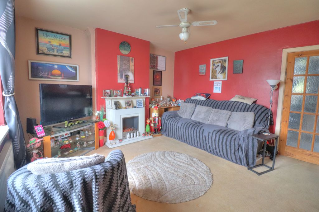 Additional image 9 of 3 bed semi-detached house for saleWanlip Lane, Birstall, Leicester LE4