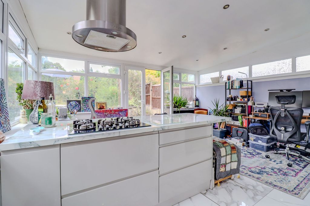 Additional image 11 of 3 bed semi-detached house for saleGlenfield Road, Leicester LE3