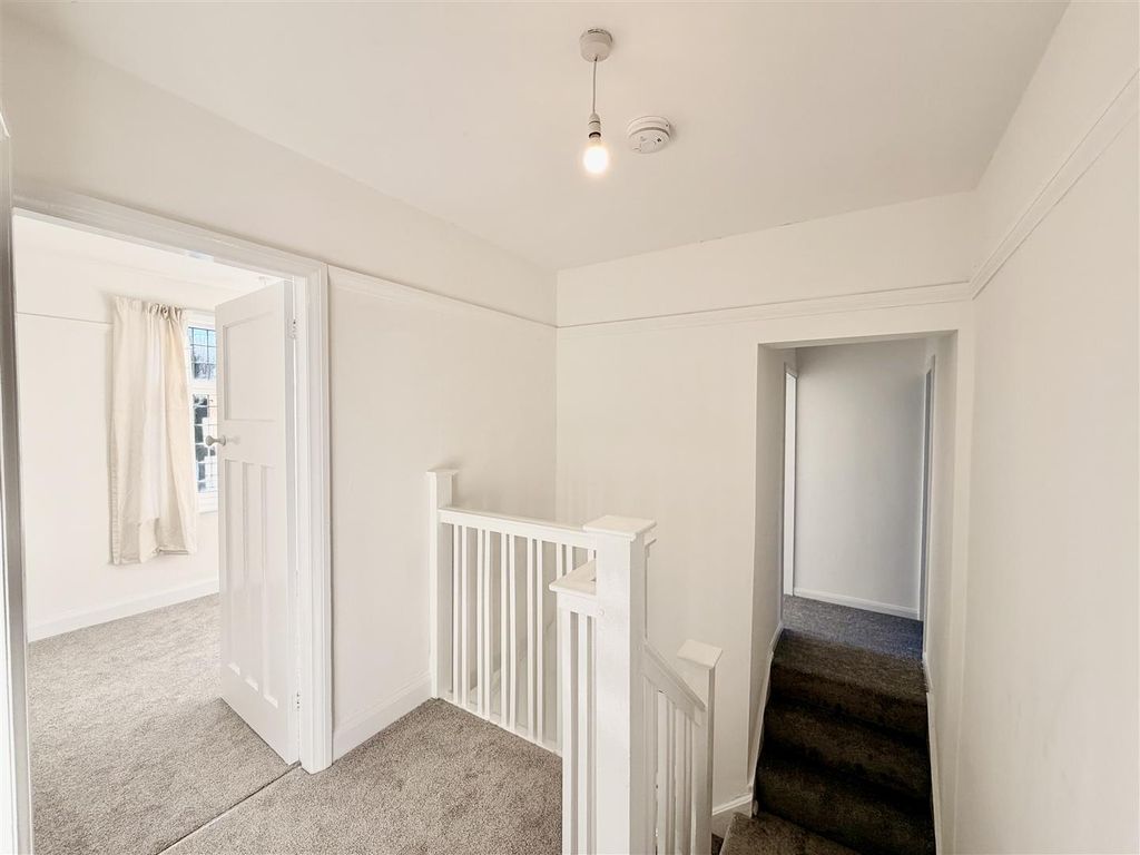 Additional image 12 of 5 bed semi-detached house for saleClarke Grove, Birstall, Leicester LE4