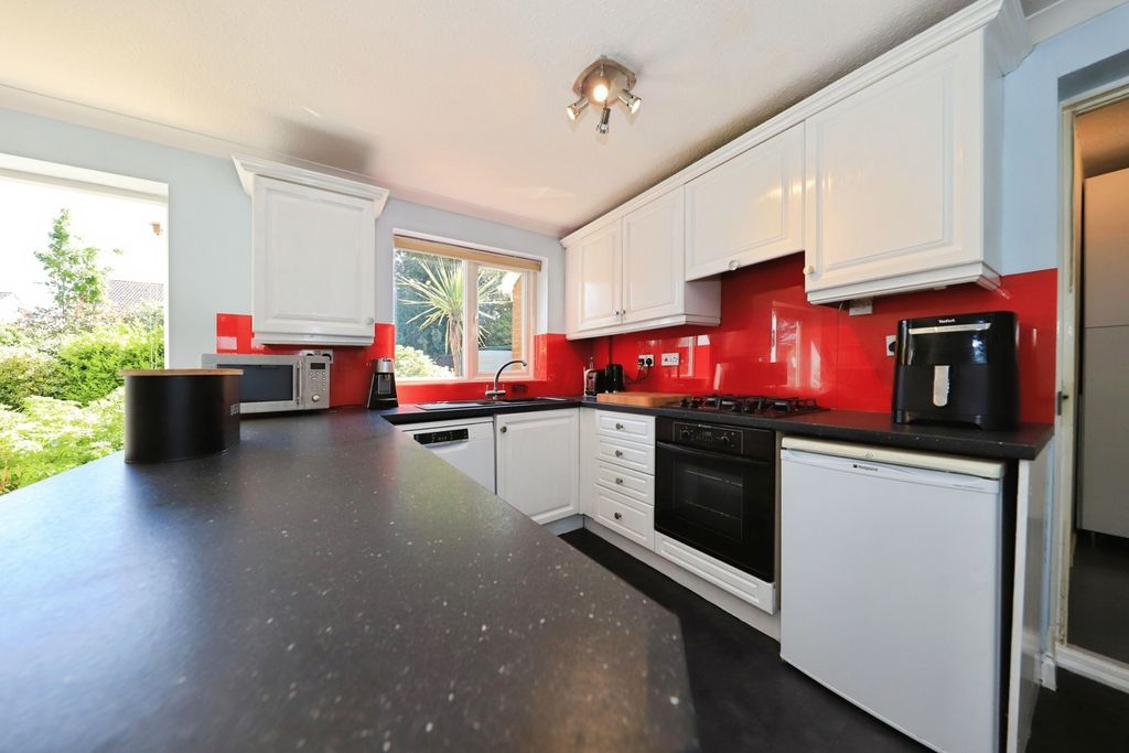 Additional image 17 of 4 bed detached house for saleStokesay Avenue, Perton Wolverhampton, Staffordshire WV6
