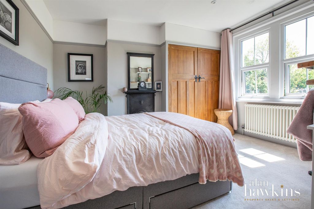 Additional image 10 of 3 bed semi-detached house for saleNore Marsh Road, Royal Wootton Bassett SN4