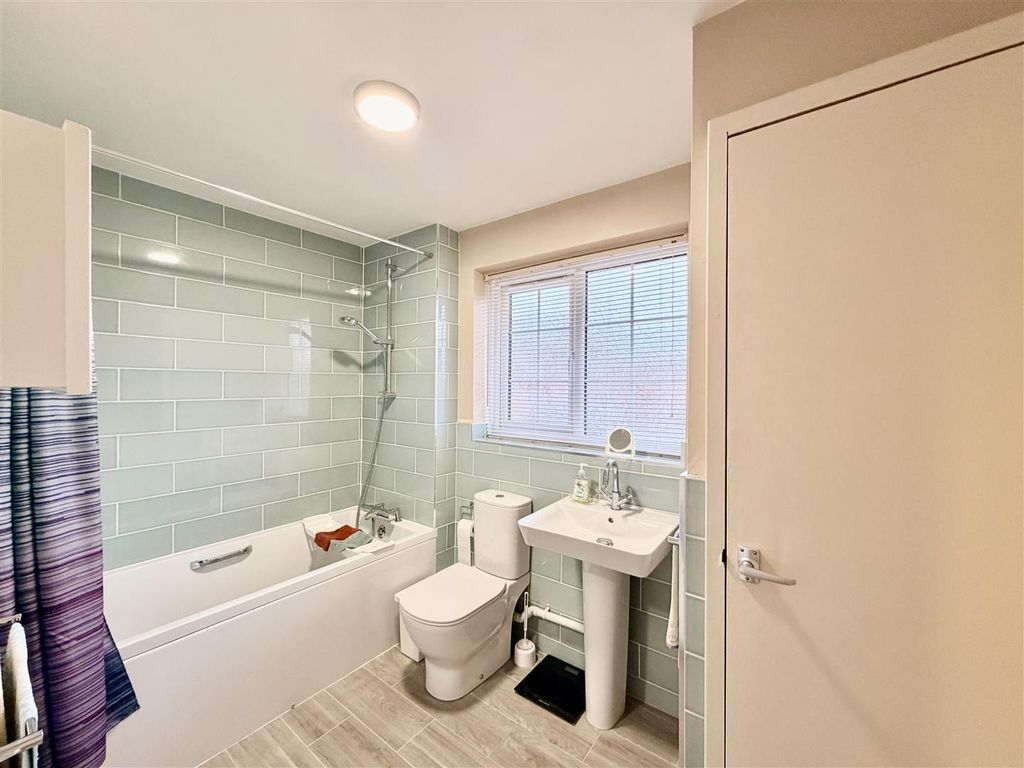 Additional image 18 of 5 bed detached house for saleStewart Drive, Loughborough LE11