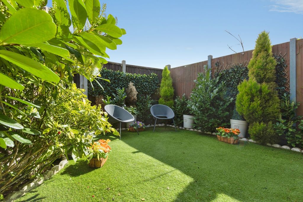 Additional image 19 of 3 bed semi-detached house for saleHolkham Avenue, Leicester, Leicestershire LE4