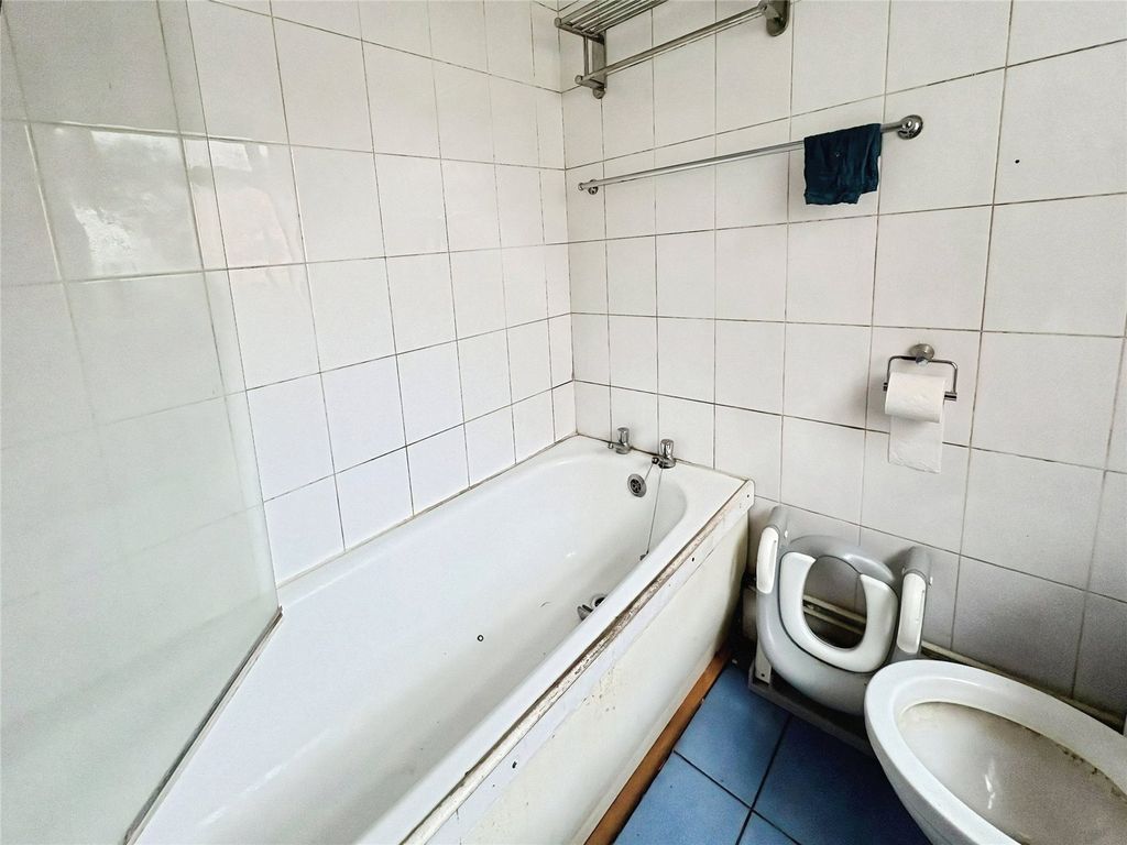 Additional image 9 of 3 bed terraced house for saleWelford Road, Leicester, Leicestershire LE2