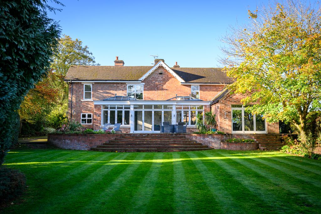 5 bed detached house for saleWootton, Eccleshall ST21 photo 3