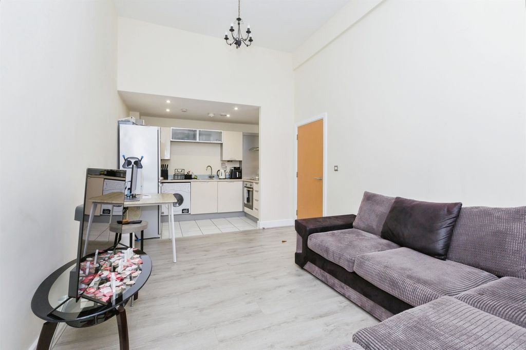 Additional image 4 of 1 bed flat for saleWestern Road, Leicester LE3