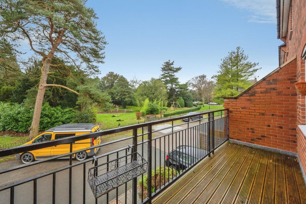 Additional image 14 of 4 bed town house for saleThe Laurels, Fazeley, Tamworth B78