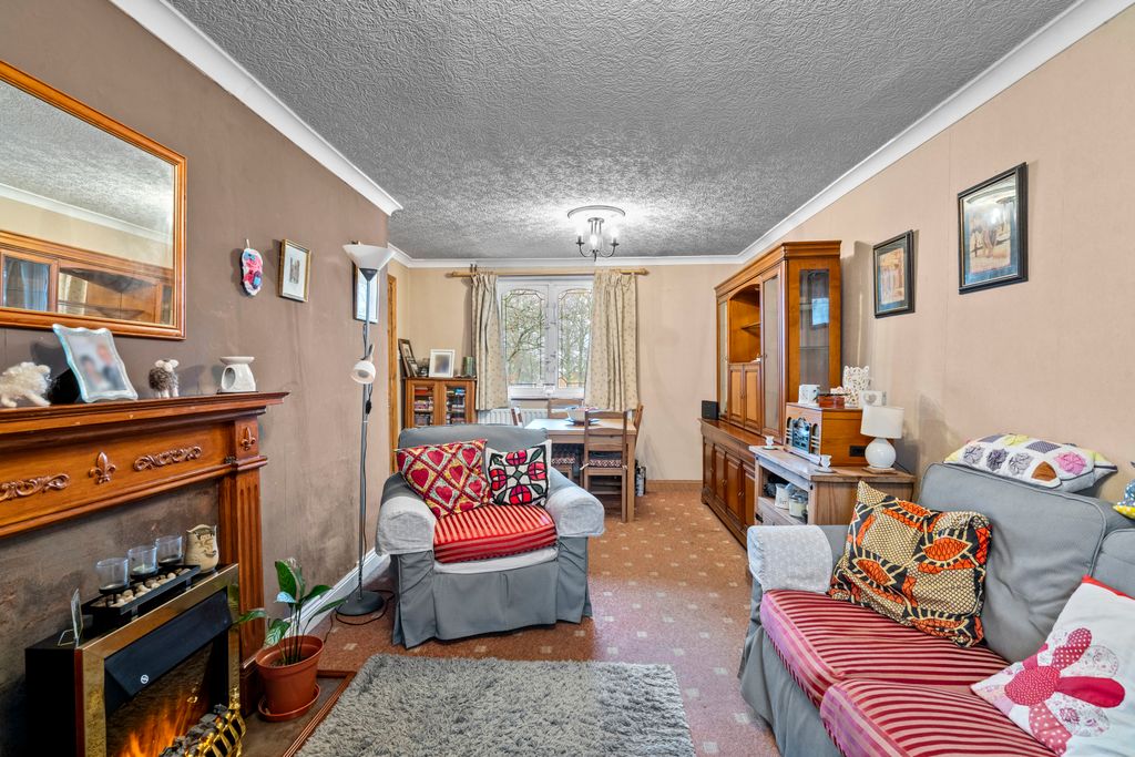 Additional image 4 of 2 bed end terrace house for saleBrocklesby Way, Leicester LE5