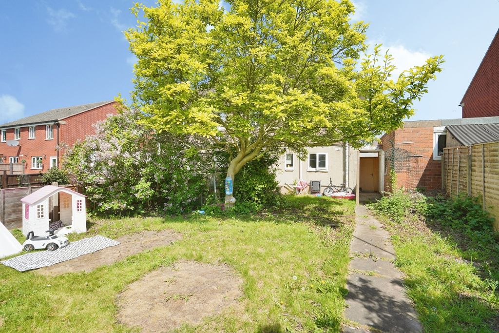 Additional image 6 of 3 bed semi-detached house for saleCumberland Road, Burton-On-Trent, Staffordshire DE15