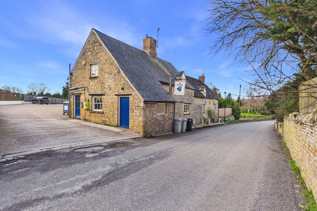 Additional image 47 of 3 bed cottage for saleShepherds Walk, Belmesthorpe, Stamford, Lincolnshire PE9