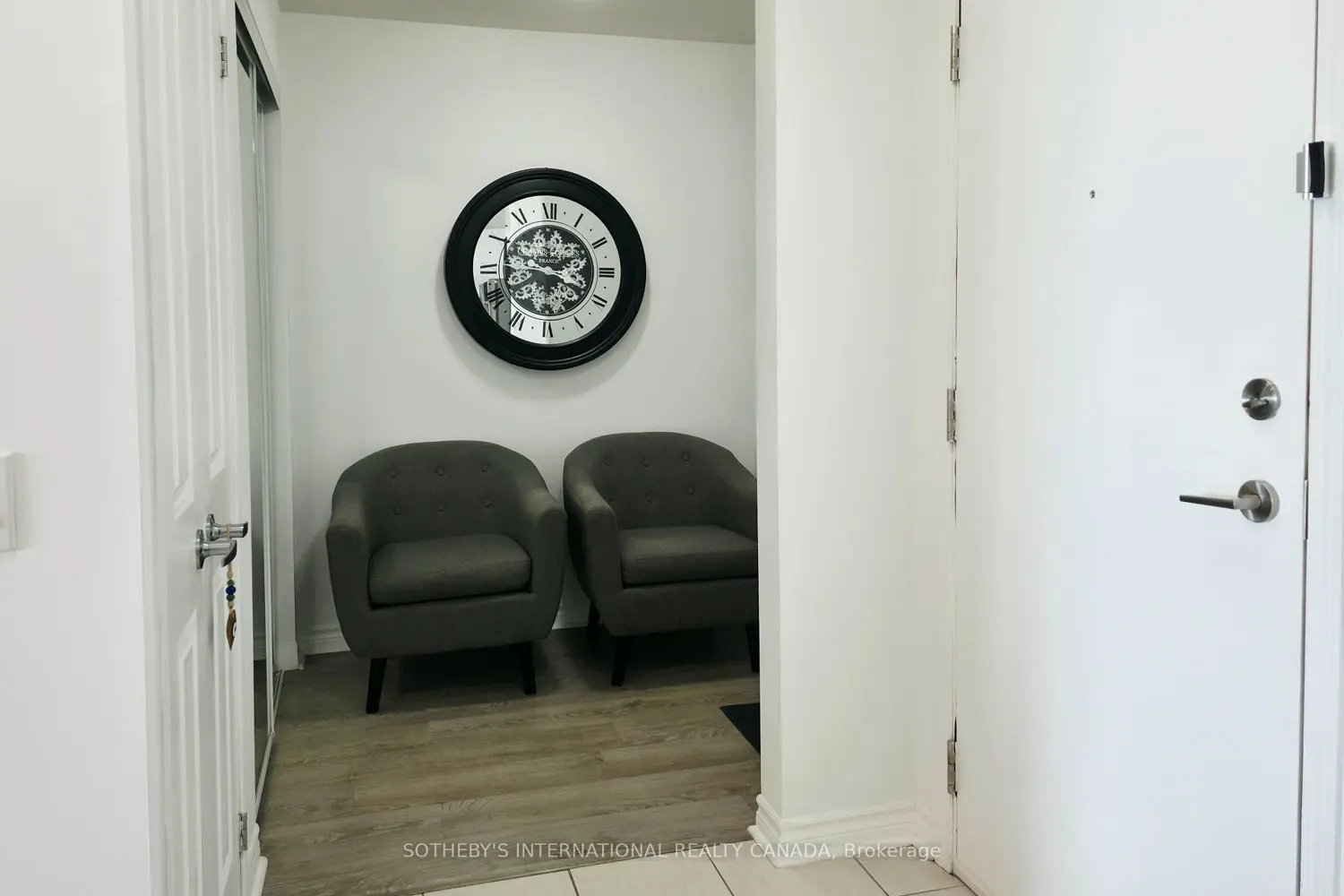 Additional image 15 of 2522 Keele Street 206