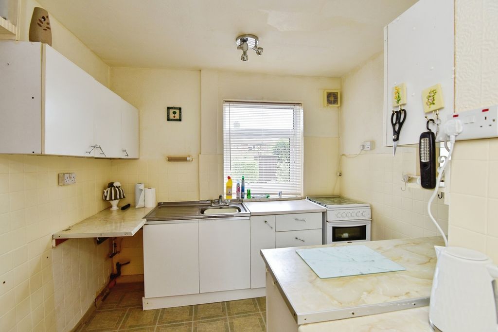 Additional image 4 of 2 bed semi-detached house for saleRydal Way, Newcastle, Staffordshire ST5