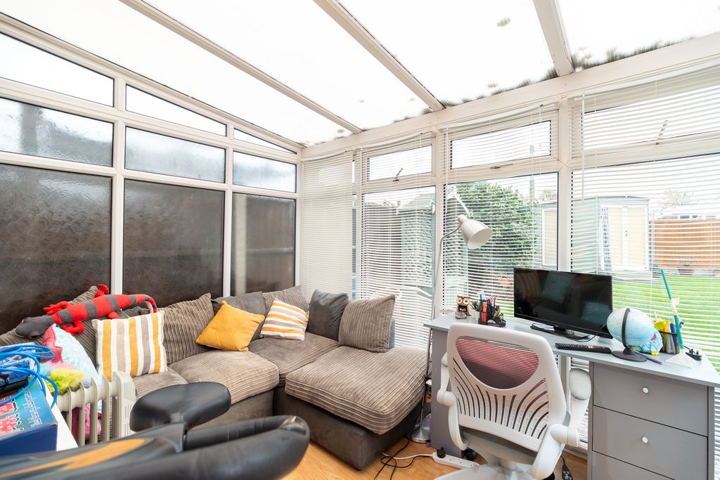 Additional image 13 of 3 bed semi-detached house for saleHayworth Close, Tamworth B79