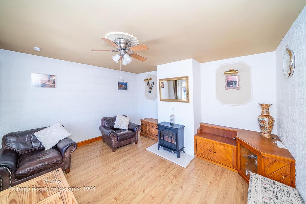 Additional image 2 of 3 bed semi-detached house for saleKingsley Avenue, Hednesford, Cannock WS12