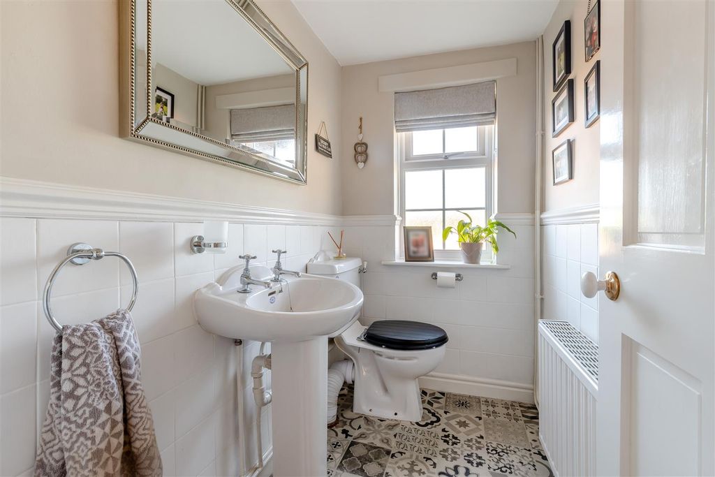 Additional image 4 of 4 bed detached house for saleLynn Lane, Lynn, Lichfield WS14