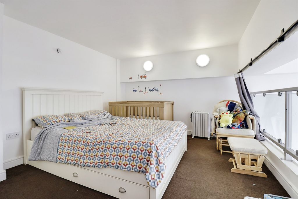 Additional image 4 of 2 bed flat for saleLee Street, Leicester LE1