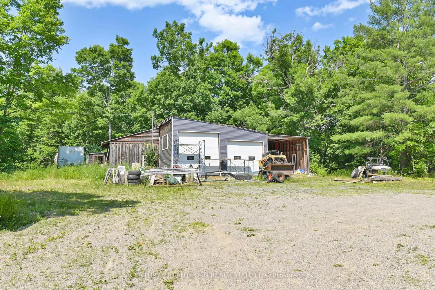 Additional image 12 of 932 Hunt Club Road
