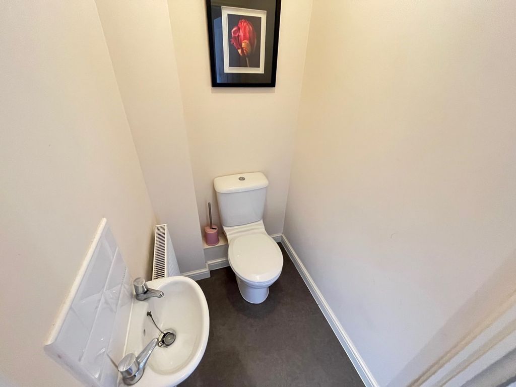 Additional image 8 of 3 bed detached house for saleGreylag Gate, Newcastle, Staffordshire ST5