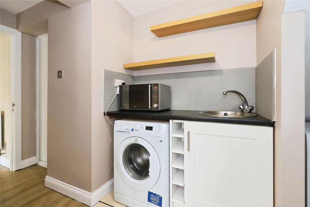Additional image 10 of 5 bed detached house for saleRaglan Avenue, Perton Wolverhampton, Staffordshire WV6