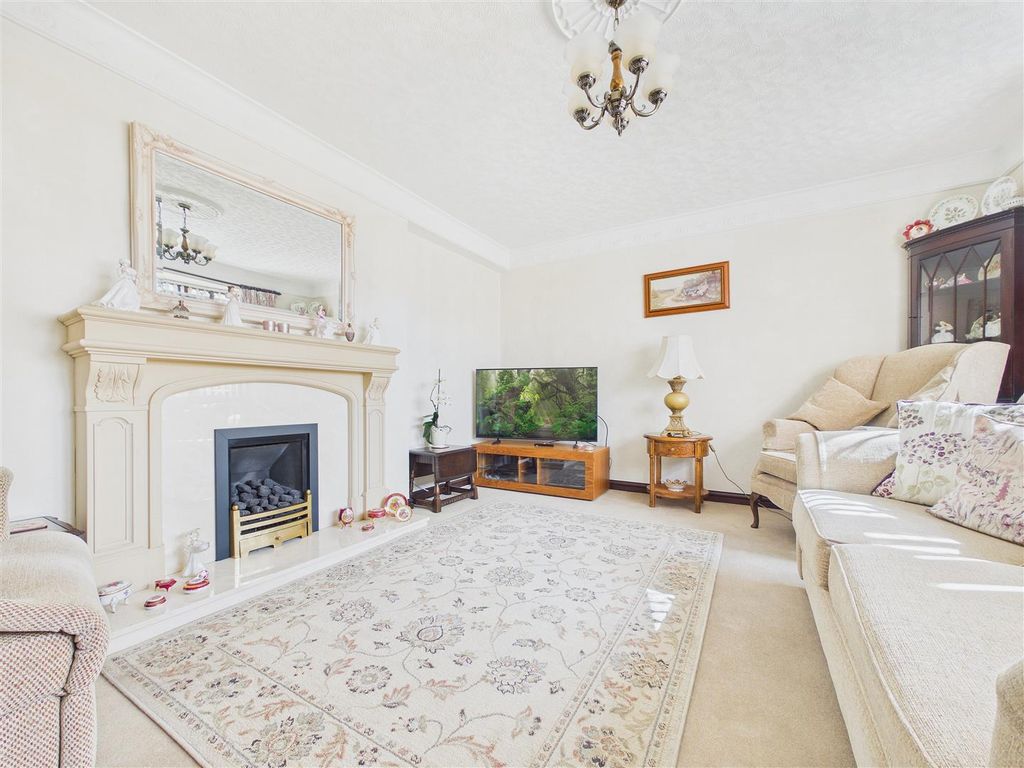 Additional image 2 of 3 bed detached house for saleThe Beeches, Rugeley WS15