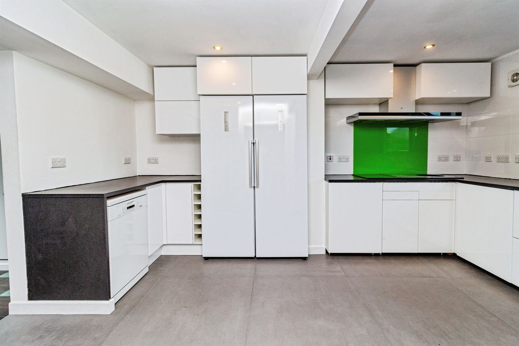 Additional image 9 of 3 bed semi-detached house for saleBaswich Crest, Stafford ST17