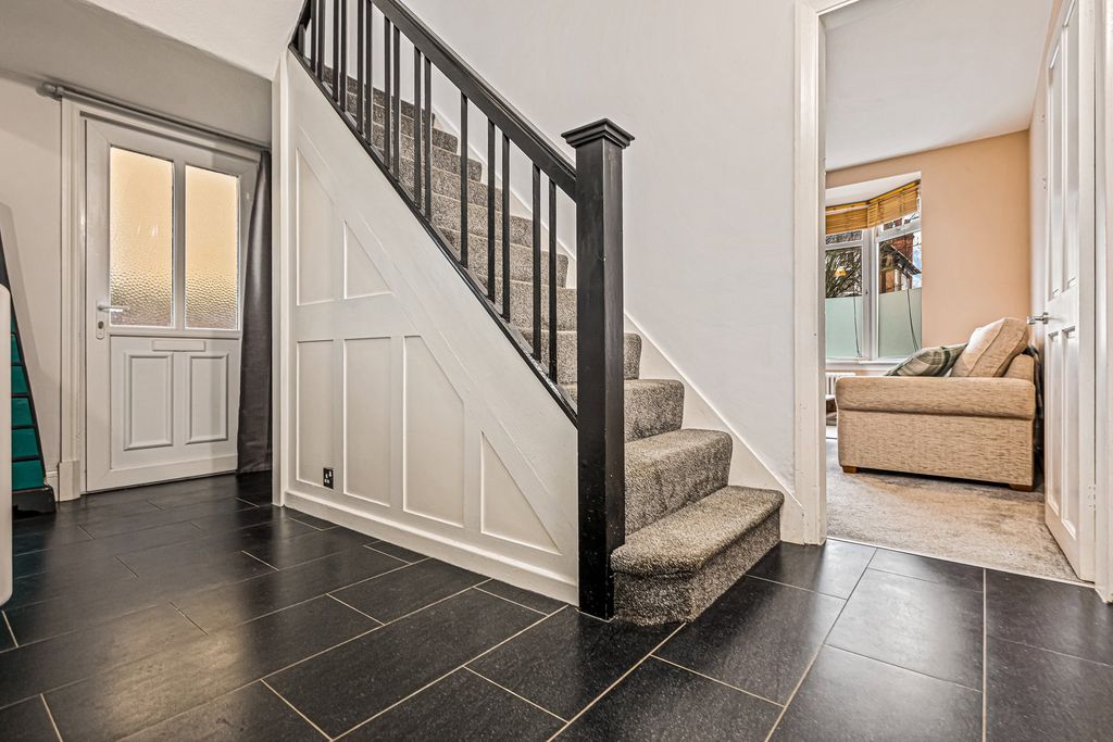 Additional image 4 of 3 bed semi-detached house for saleSykefield Avenue, Leicester LE3