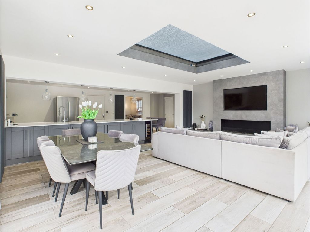 Additional image 7 of 5 bed detached house for saleKingsdown Close, Weston, Crewe CW2