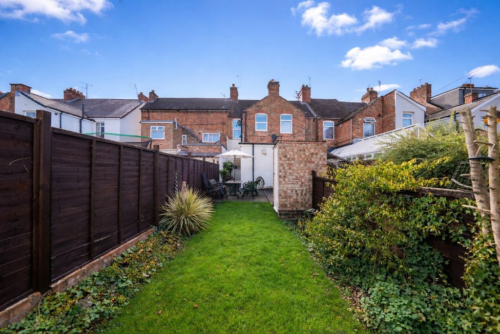 3 bed terraced house for saleCorporation Road, Off Abbey Lane, Leicester LE4