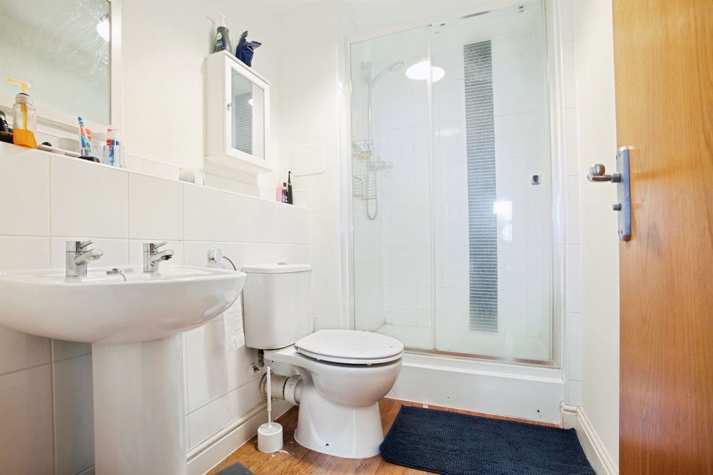 Additional image 10 of 2 bed flat for salePilgrims Way, Laverstock, Salisbury SP1
