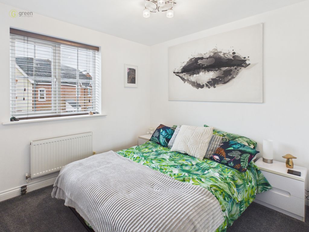 Additional image 16 of 5 bed town house for saleBarlow Avenue, Glascote, Tamworth B77